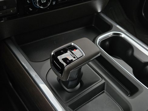 New 2026 GMC Sierra 1500 SLT AWD/4WD image 21