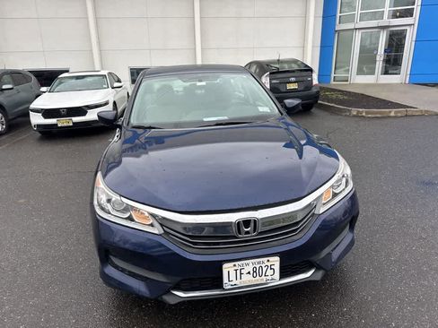 Used 2017 Honda Accord LX image 8