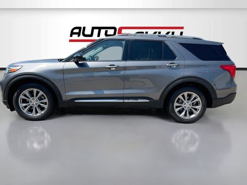 Used 2023 Ford Explorer Limited RWD image 4
