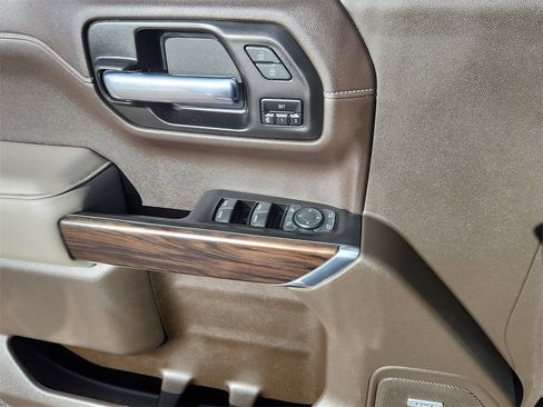 Used 2021 GMC Sierra 1500 SLT w/ SLT Premium Plus Package image 9