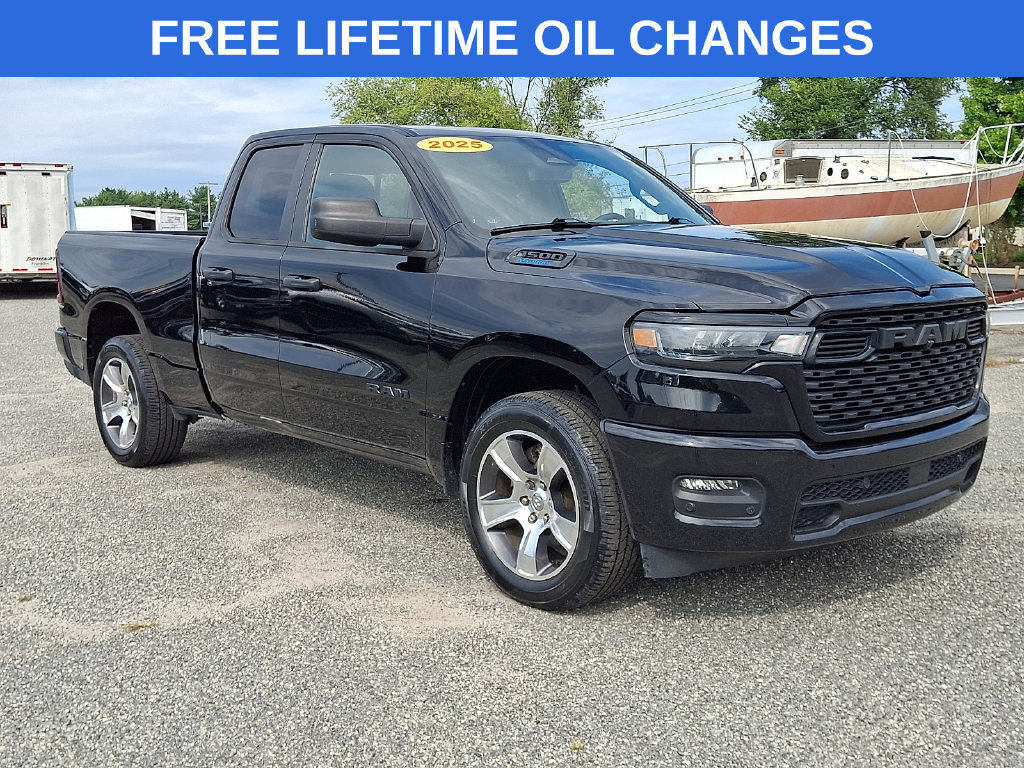 Used 2025 RAM 1500 Tradesman AWD/4WD image 1