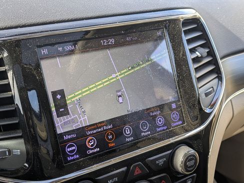 Used 2020 Jeep Grand Cherokee Limited w/ Trailer Tow Group IV image 13