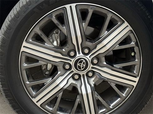 Used 2023 Toyota Tundra Capstone image 11