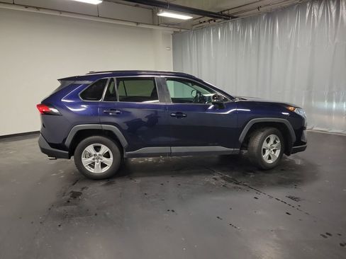 Used 2020 Toyota RAV4 XLE image 9