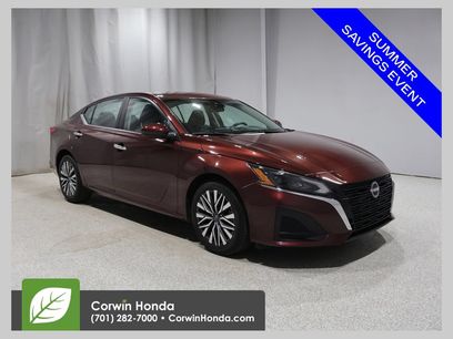 Used 2023 Nissan Altima 2.5 SV