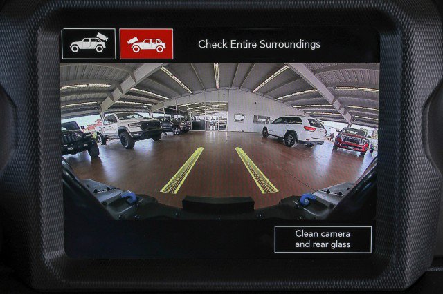 Used 2022 Jeep Wrangler Unlimited Rubicon 4xe w/ Steel Bumper Group AWD/4WD image 18