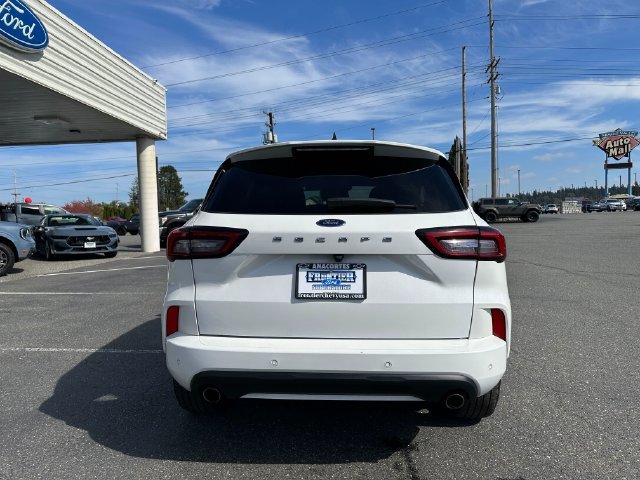 Used 2024 Ford Escape ST-Line Elite AWD/4WD image 3