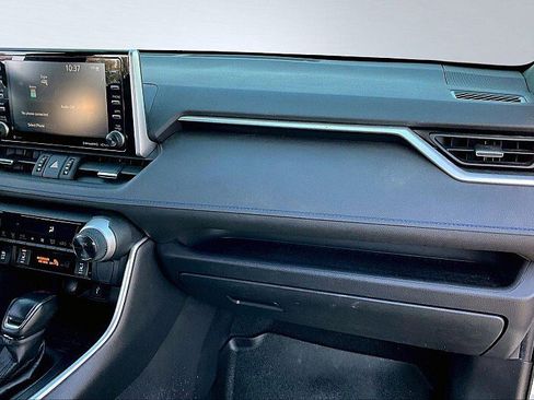 Used 2020 Toyota RAV4 XSE image 16