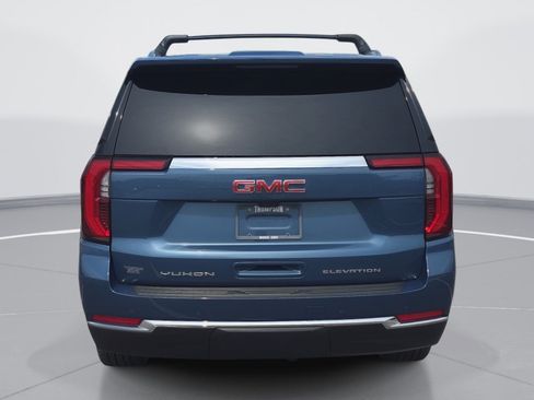 Used 2026 GMC Yukon XL Elevation w/ Elevation Premium Package AWD/4WD image 4