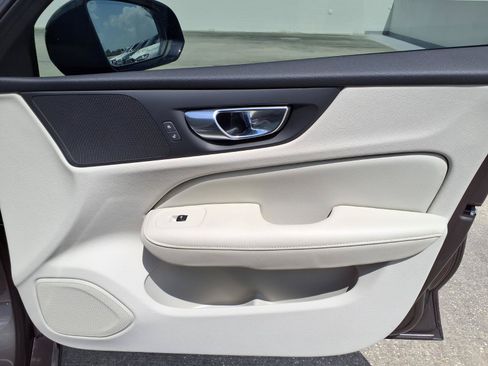 Certified 2023 Volvo S60 B5 Plus FWD image 13