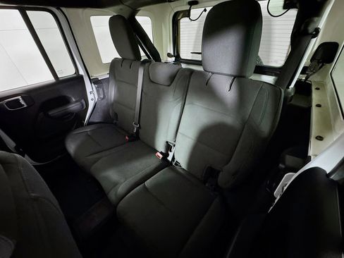 Used 2022 Jeep Wrangler Unlimited Sport image 20
