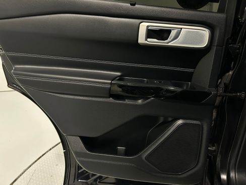 Used 2021 Ford Explorer ST w/ Equipment Group 401A image 28