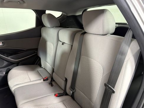 Used 2018 Hyundai Santa Fe Sport image 20