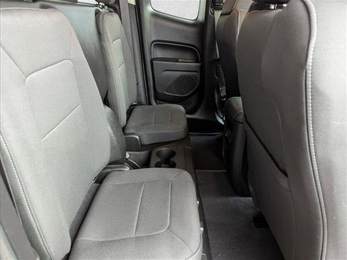 Used 2020 GMC Canyon SLE w/ Elevation Edition image 17