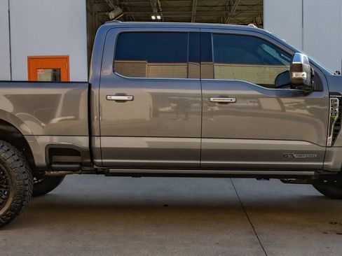 Used 2024 Ford F250 Platinum w/ FX4 Off-Road Package AWD/4WD image 11