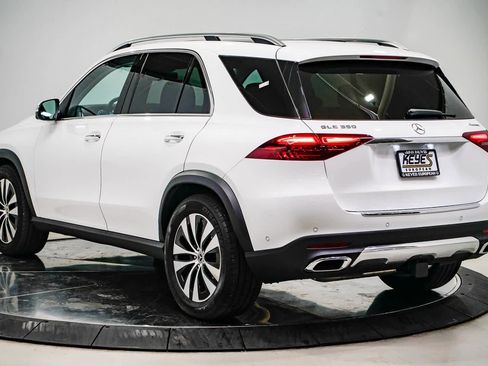 Used 2025 Mercedes-Benz GLE 350 4MATIC image 2