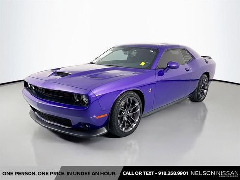 Used 2023 Dodge Challenger R/T Scat Pack RWD image 1