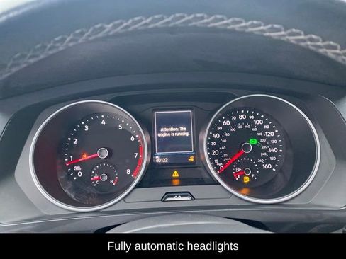 Used 2021 Volkswagen Tiguan SE R-Line image 9