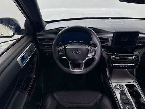 Used 2023 Ford Explorer ST w/ Equipment Group 401A image 24