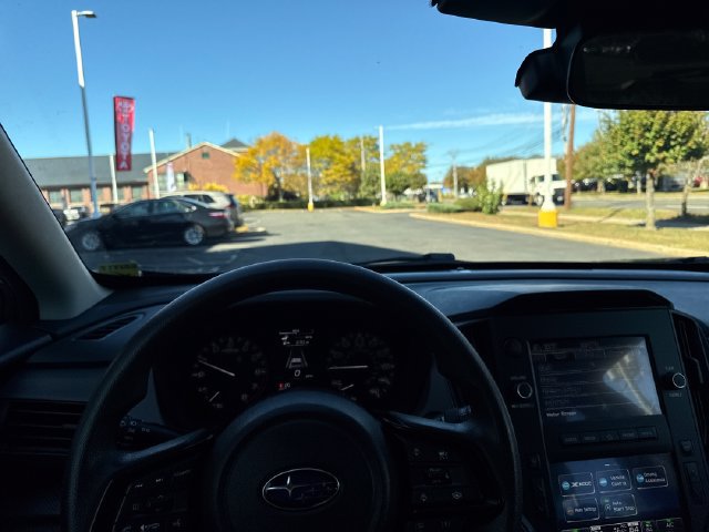 Used 2024 Subaru Crosstrek 2.0i AWD/4WD image 16