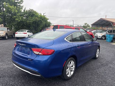 Used 2015 Chrysler 200 Limited w/ Convenience Group FWD image 5