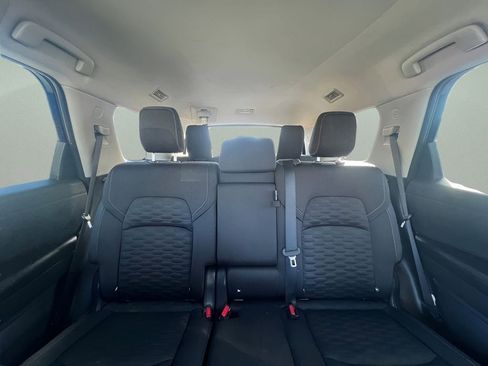 Used 2022 Nissan Pathfinder SV image 18