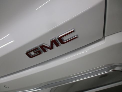 New 2026 GMC Terrain Denali image 10