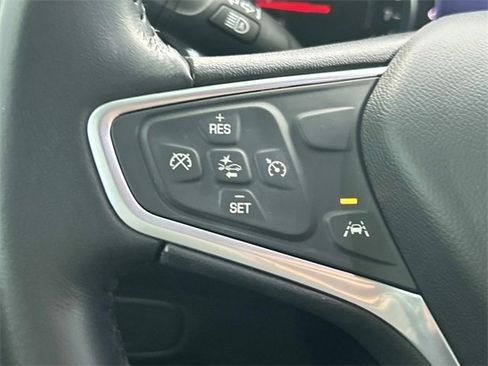 Used 2022 Chevrolet Equinox LT image 35