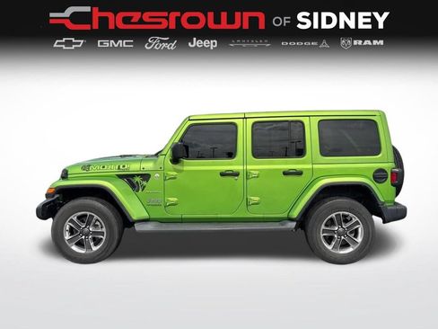 Used 2019 Jeep Wrangler Unlimited Sahara w/ Uconnect 4C Nav & Sound Group AWD/4WD image 2