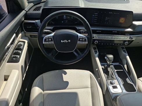 Certified 2024 Kia Telluride S w/ S Sunroof Package AWD/4WD image 11