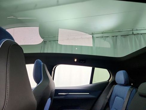 New 2026 Volvo EX30 Cross Country Ultra image 18