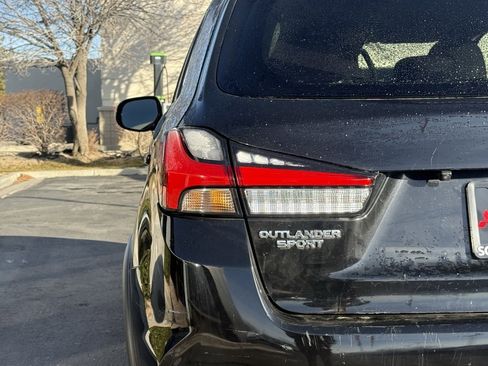 Used 2024 Mitsubishi Outlander Sport SE image 32