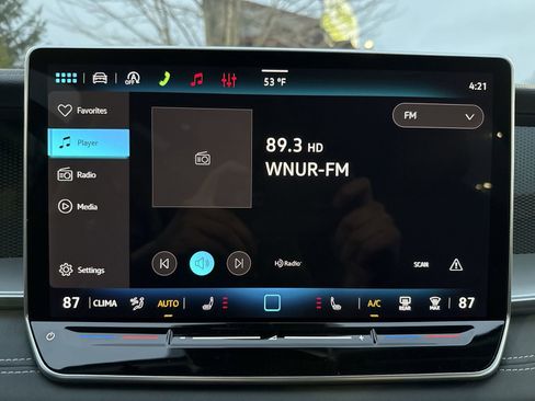 New 2026 Volkswagen Tiguan SE image 17