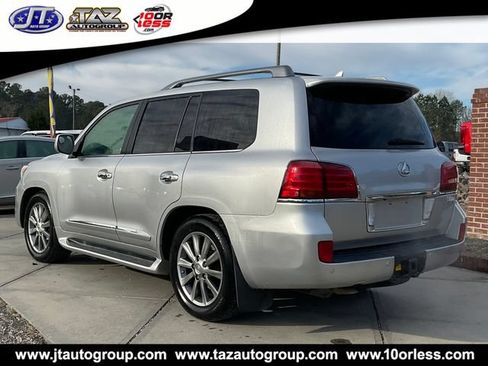 Used 2011 Lexus LX 570 4WD w/ Luxury Pkg image 6
