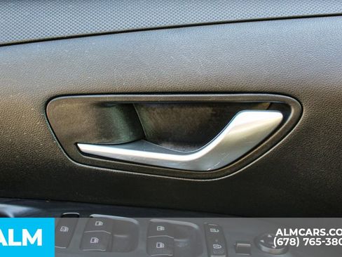 Used 2023 Hyundai Tucson SE image 38