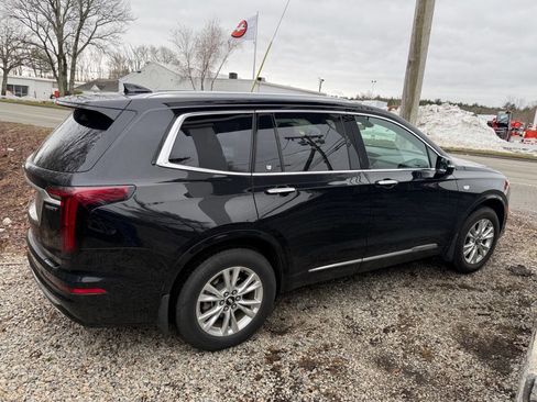 Used 2023 Cadillac XT6 Luxury image 7