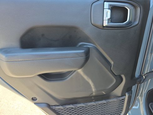 Used 2026 Jeep Gladiator Rubicon image 12