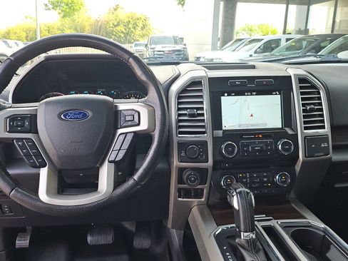 Used 2016 Ford F150 Lariat image 16