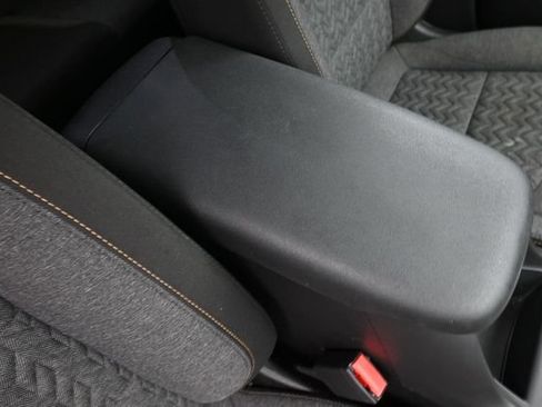 Used 2023 Chevrolet Equinox LT AWD/4WD image 33
