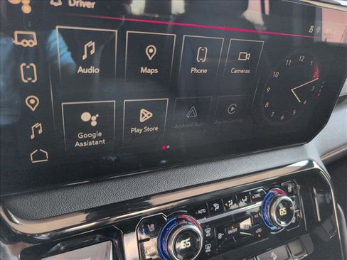 Used 2024 GMC Sierra 1500 AT4 w/ Technology Package image 31