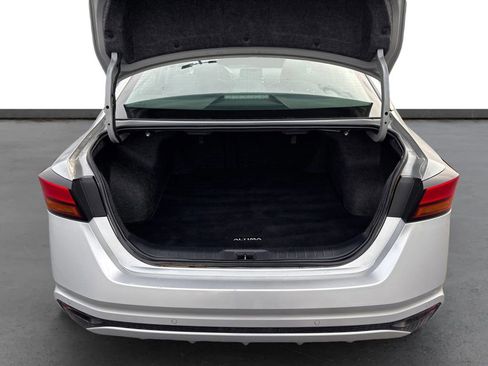 Used 2023 Nissan Altima 2.5 SV image 24