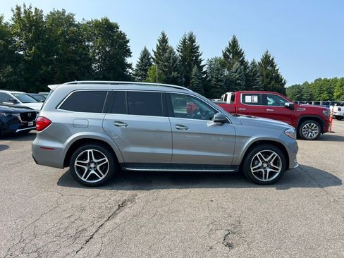 Used 2017 Mercedes-Benz GLS 550 4MATIC image 9