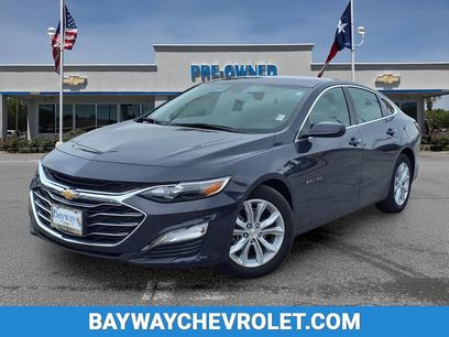Used 2025 Chevrolet Malibu LT