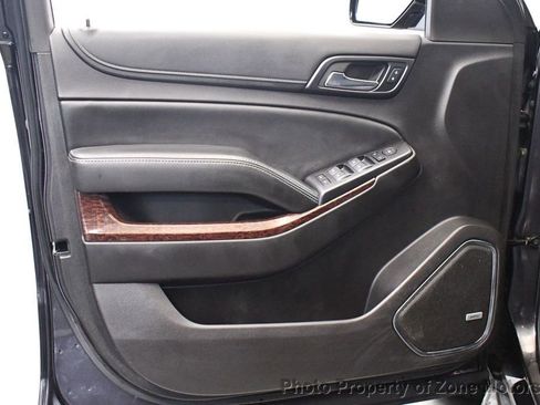 Used 2015 GMC Yukon XL SLE w/ Convenience Package image 8