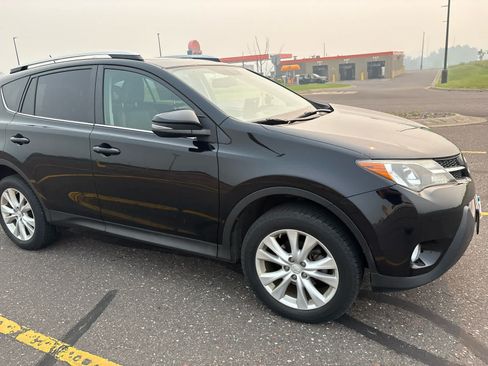 Used 2015 Toyota RAV4 Limited AWD/4WD image 3