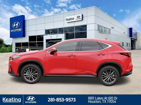 Used 2024 Lexus NX 250 FWD w/ Towing Package (2000 Lbs) image 8