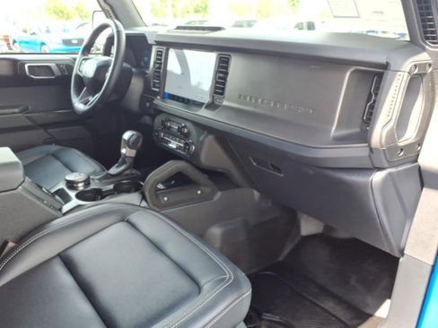 Certified 2025 Ford Bronco Badlands AWD/4WD image 10