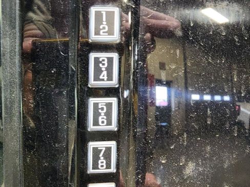 Used 2018 Ford F150 Platinum image 33