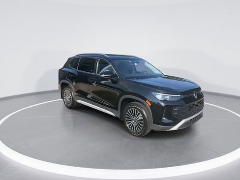 New 2025 Volkswagen Tiguan S image 2