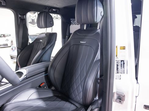 Used 2025 Mercedes-Benz G 63 AMG 4MATIC image 35